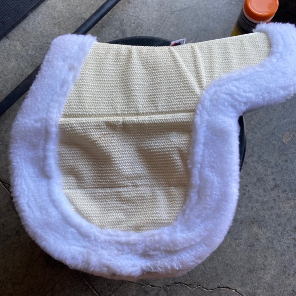 Ecogold “Secure” Hunter Saddlepad